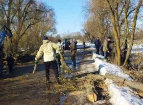 РОЗПОЧАТО РОБОТИ З БЛАГОУСТРОЮ 