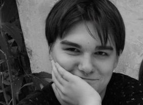 Замість весільного вальсу - мовчання обпалених стін