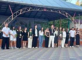  Надійне плече партнерів